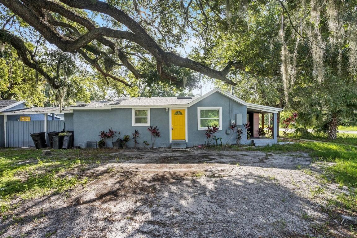 906 Celery Ave., Sanford, FL 32771