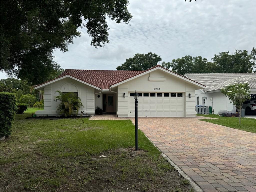 6069 Marella Ct., Sarasota, FL 34243