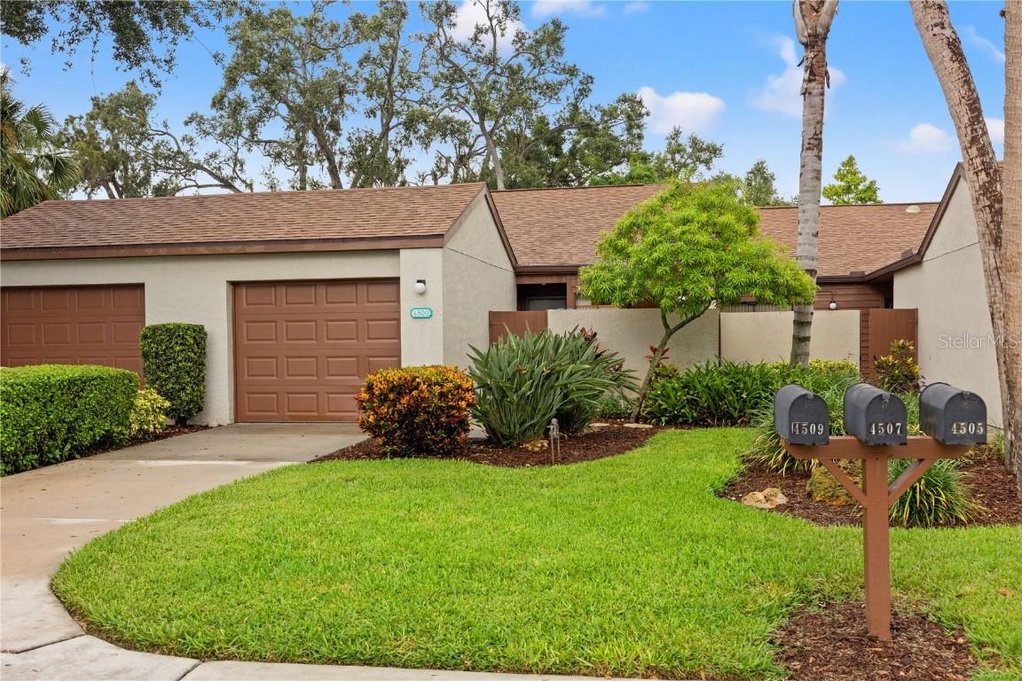 4509 Park Lake Ter., Bradenton, FL 34209