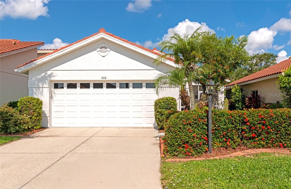 4318 Marcott Cir., Sarasota, FL 34233