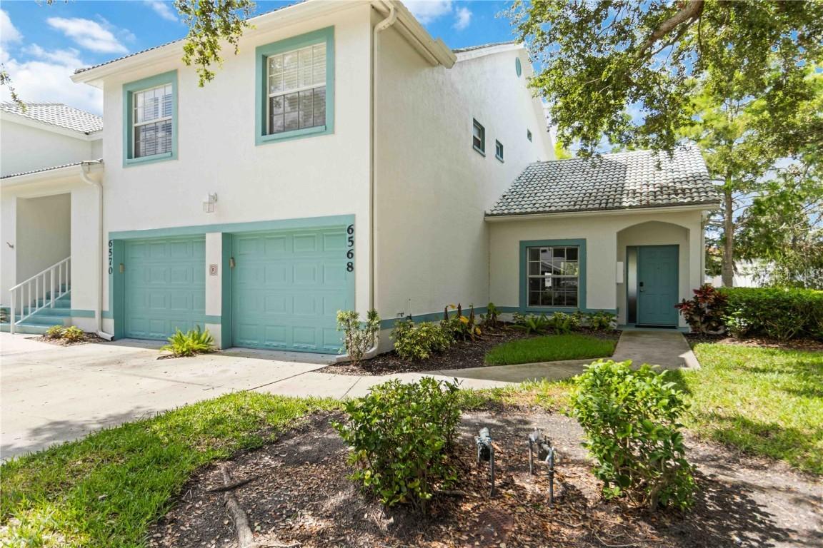 6568 Fairway Gardens Dr., Bradenton, FL 34203