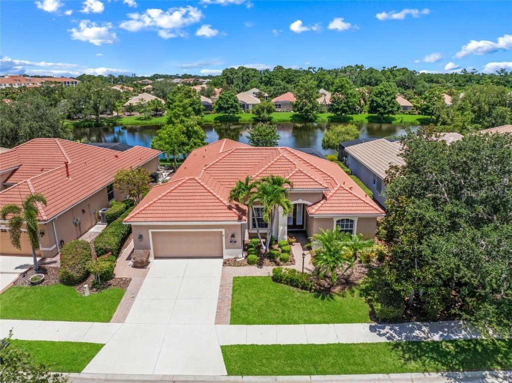 523 Habitat Blvd., Osprey, FL 34229