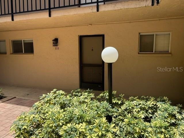 2763 Woodgate Ln. #111, Sarasota, FL 34231