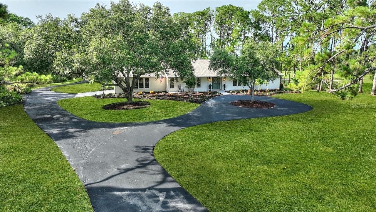 1429 Ranchero Dr., Sarasota, FL 34240