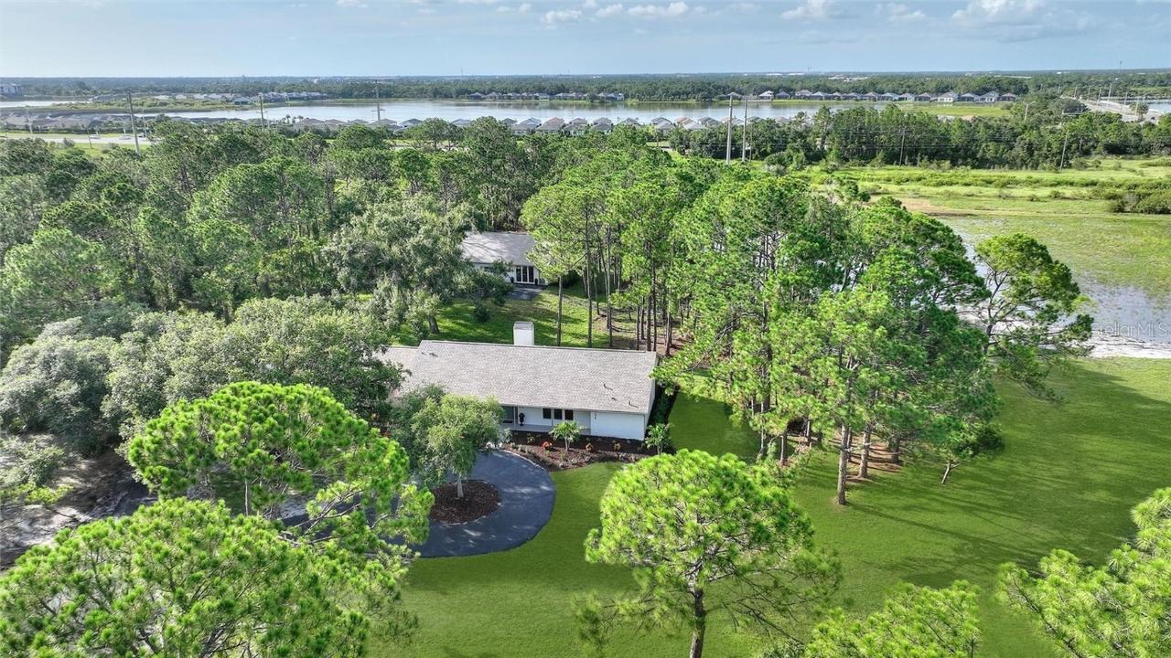 1429 Ranchero Dr., Sarasota, FL 34240