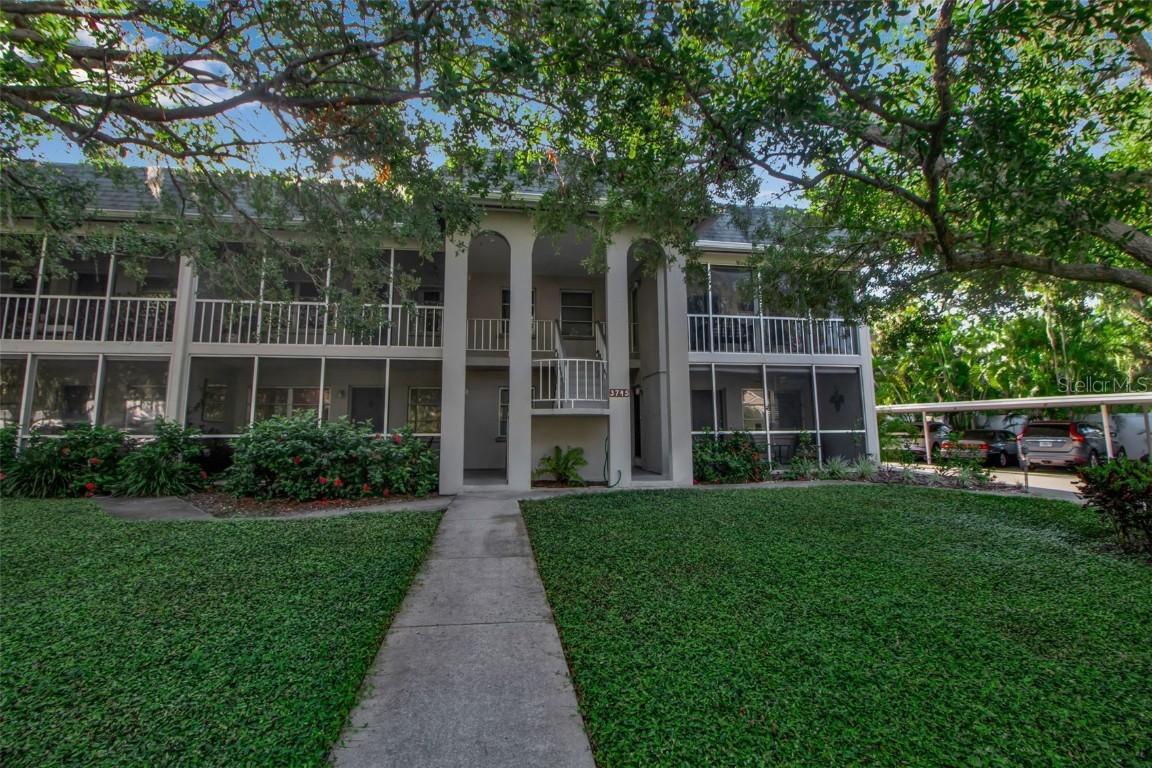 3745 Almeria Ave. #6S, Sarasota, FL 34239