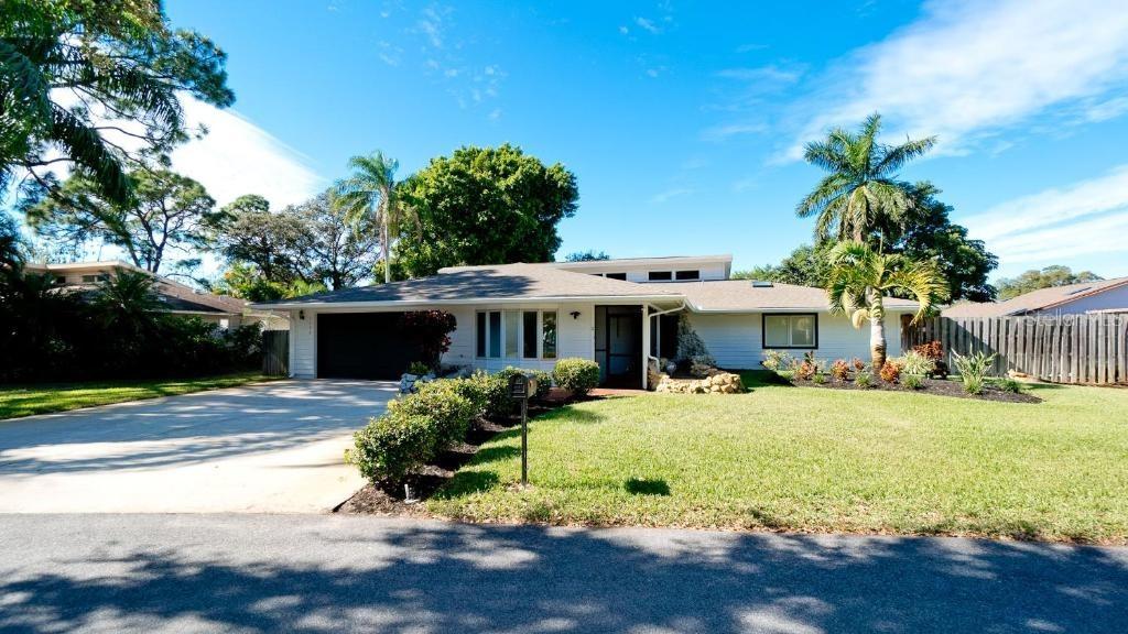 2208 79th St., Bradenton, FL 34209
