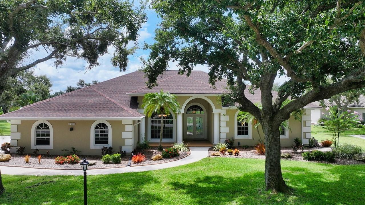 7100 N Serenoa Dr., Sarasota, FL 34241