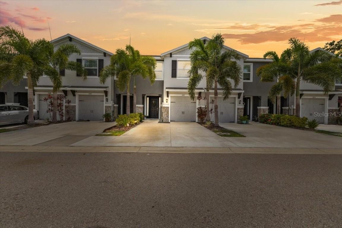 8641 Daydream St., Sarasota, FL 34238