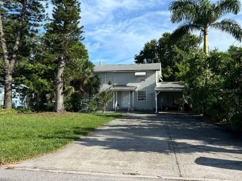 719 21st Ave., Bradenton, FL 34205