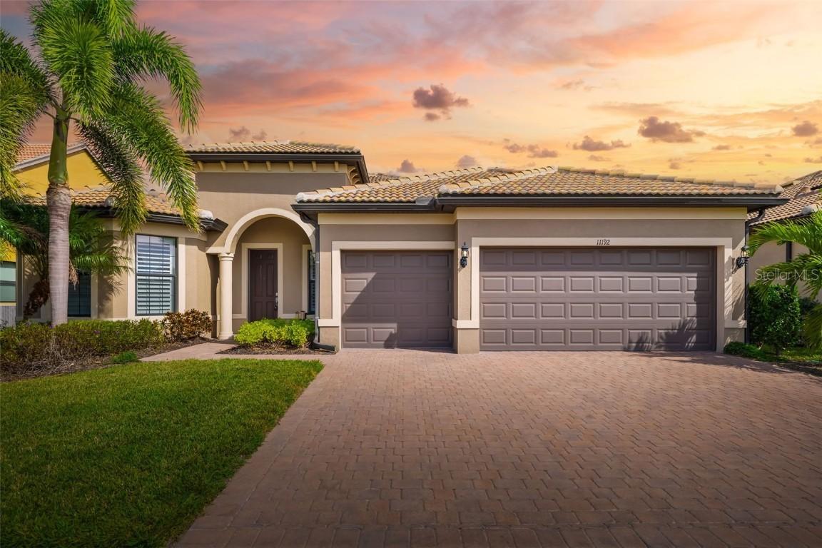11192 Whimbrel Ln., Sarasota, FL 34238