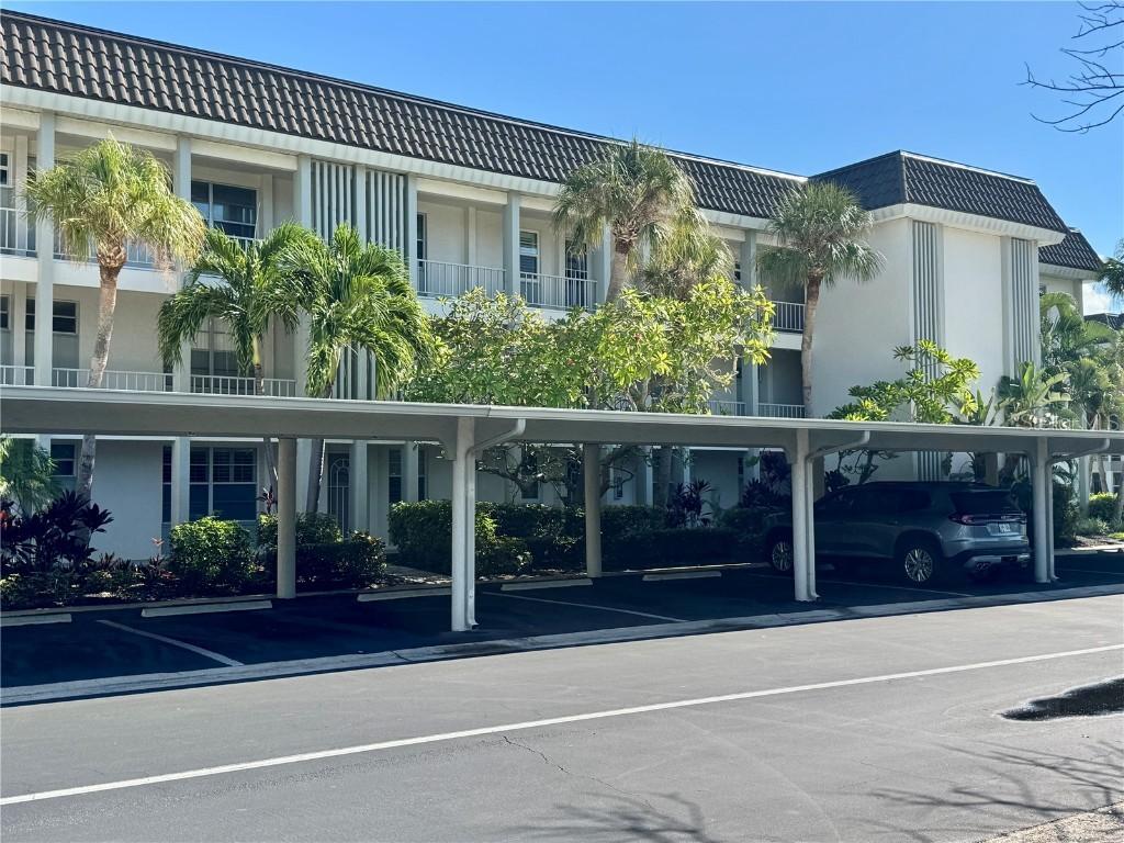4350 Chatham Dr. #E307, Longboat Key, FL 34228