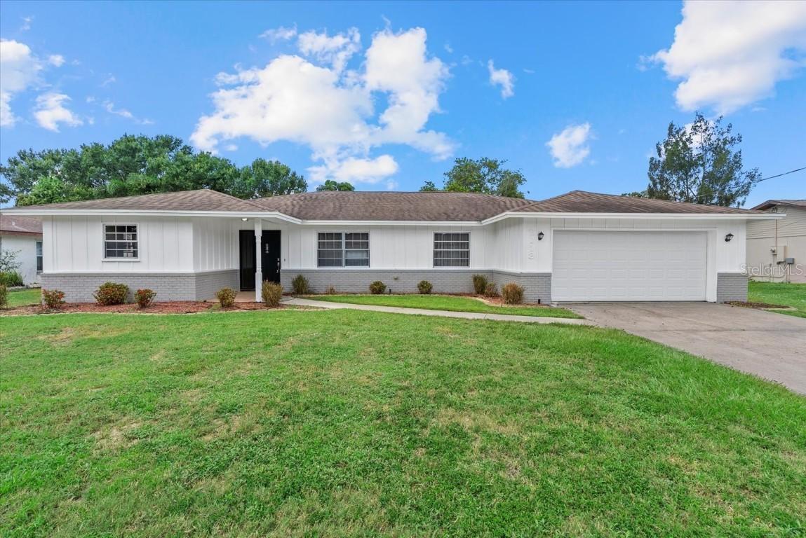 2118 Huntington Ave., Sarasota, FL 34232