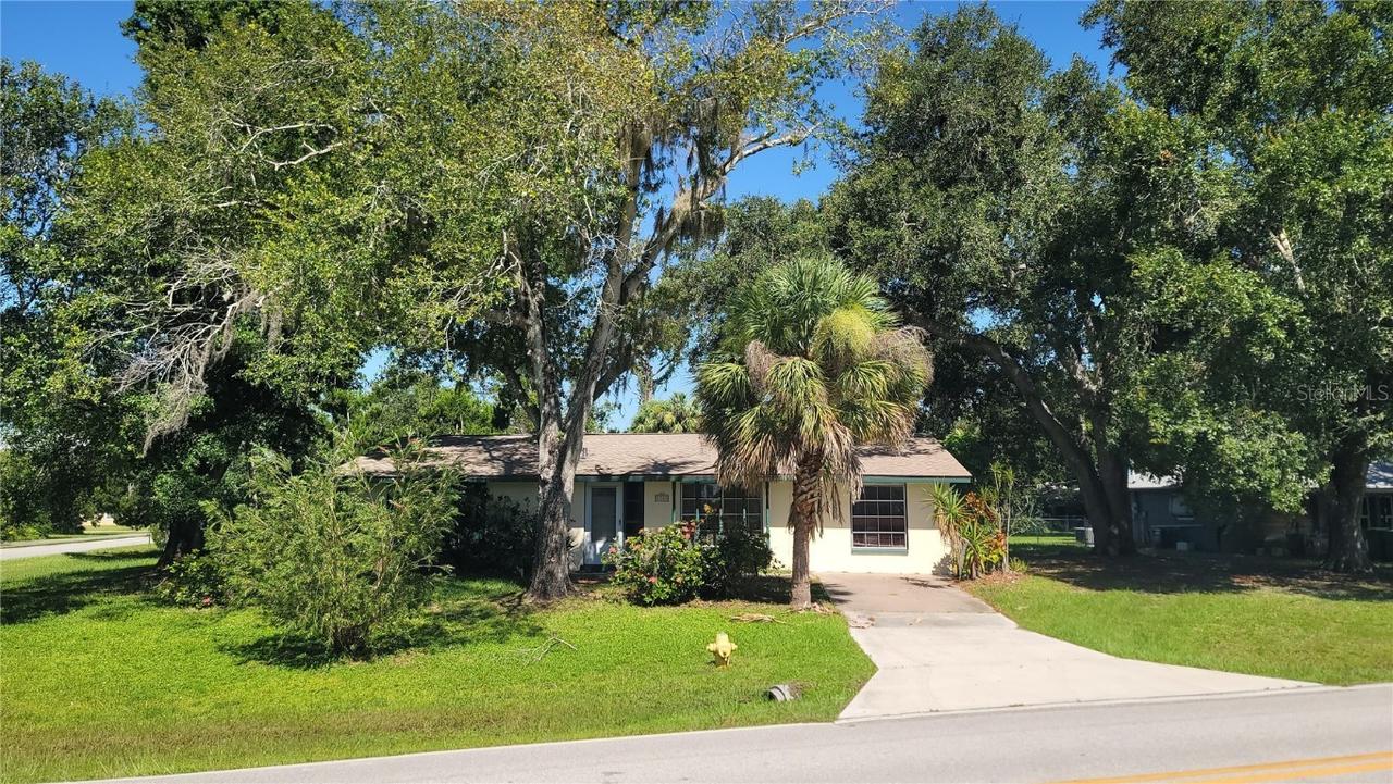1263 Veronica St., Port Charlotte, FL 33952