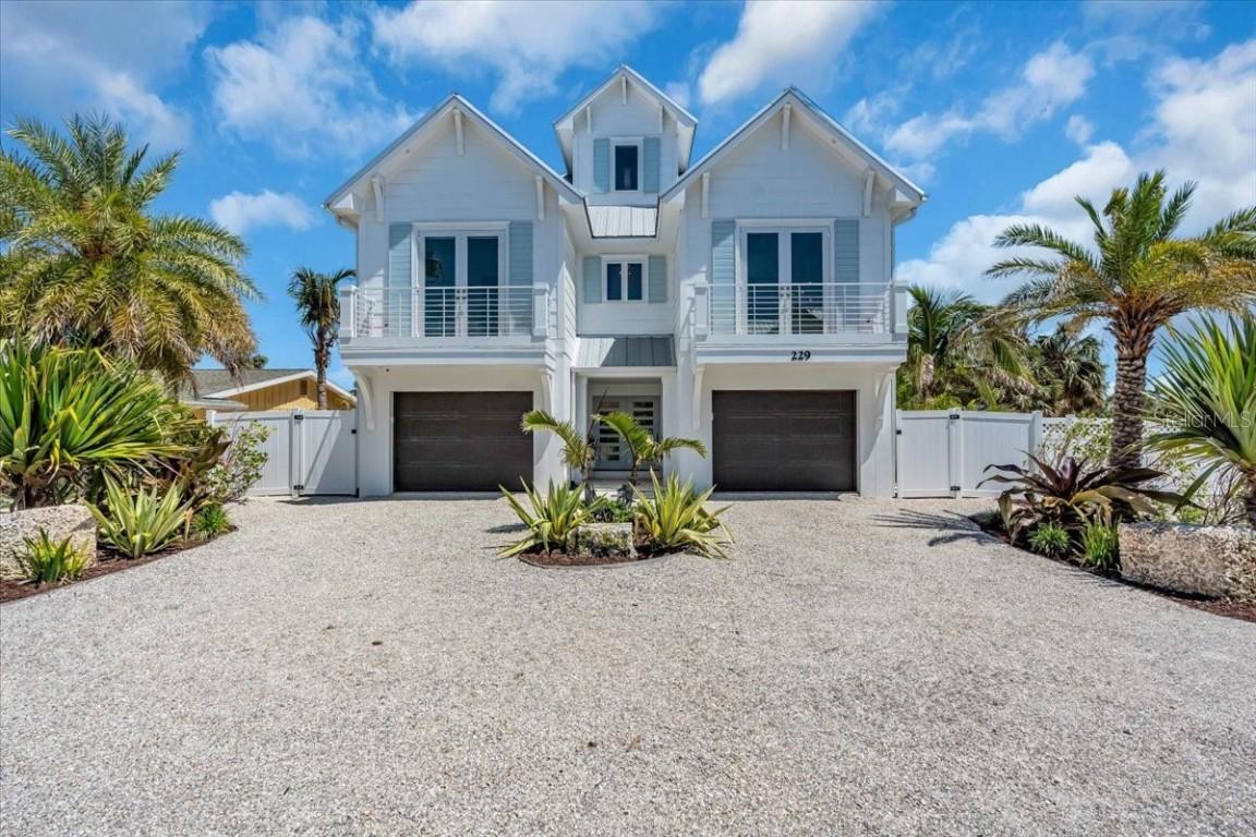 229 Willow Ave., Anna Maria, FL 34216