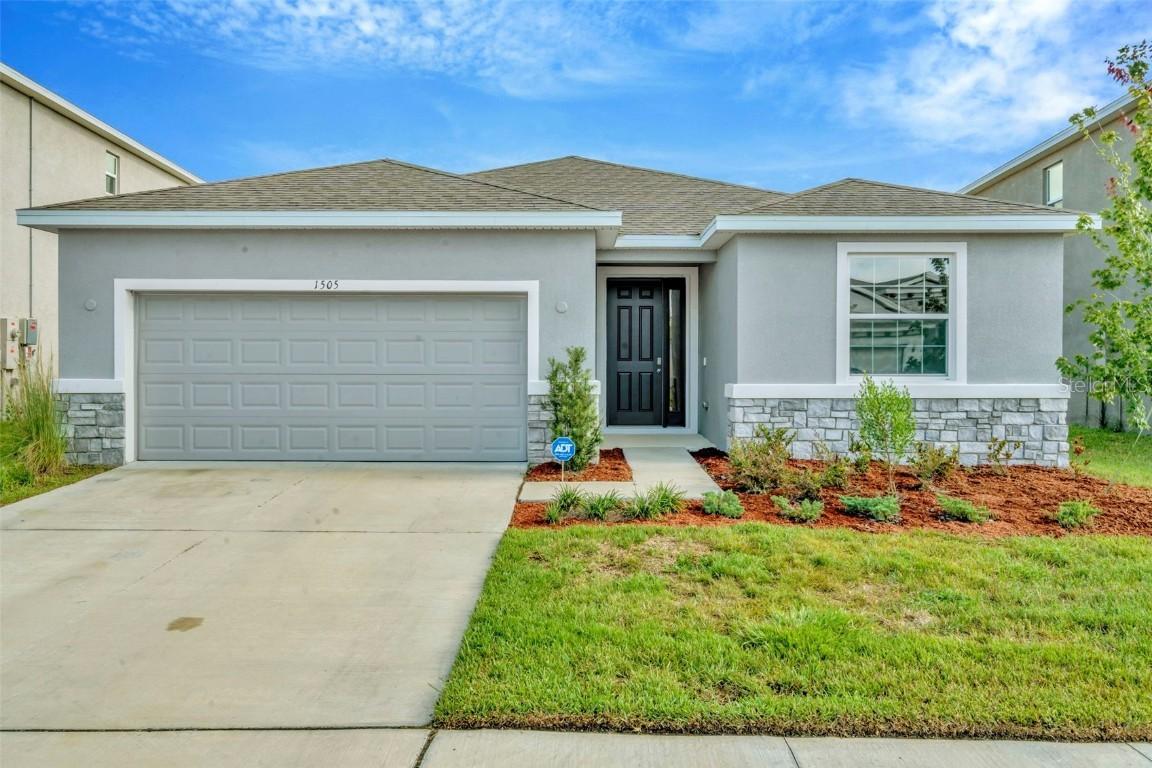 1505 Tropical Oasis Ave., Plant City, FL 33565
