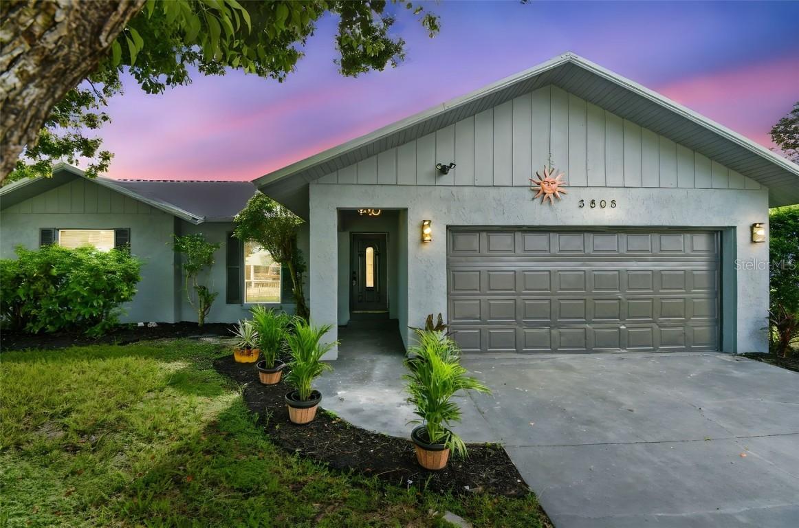 3808 6th Ave., Palmetto, FL 34221
