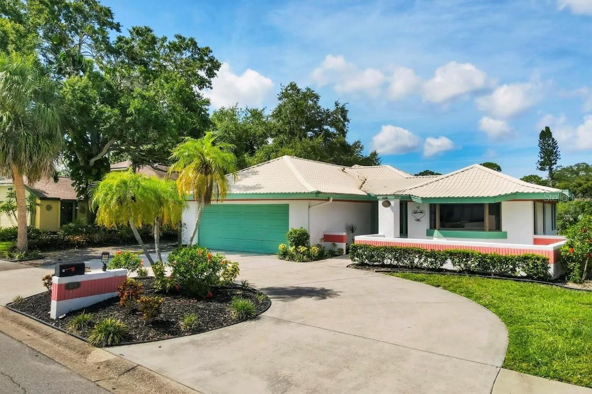 6538 Bikini Way, Sarasota, FL 34241