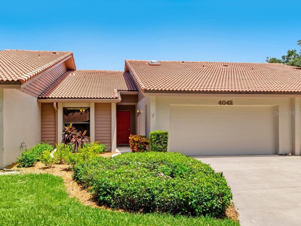4042 Wilshire Cir. #151, Sarasota, FL 34238