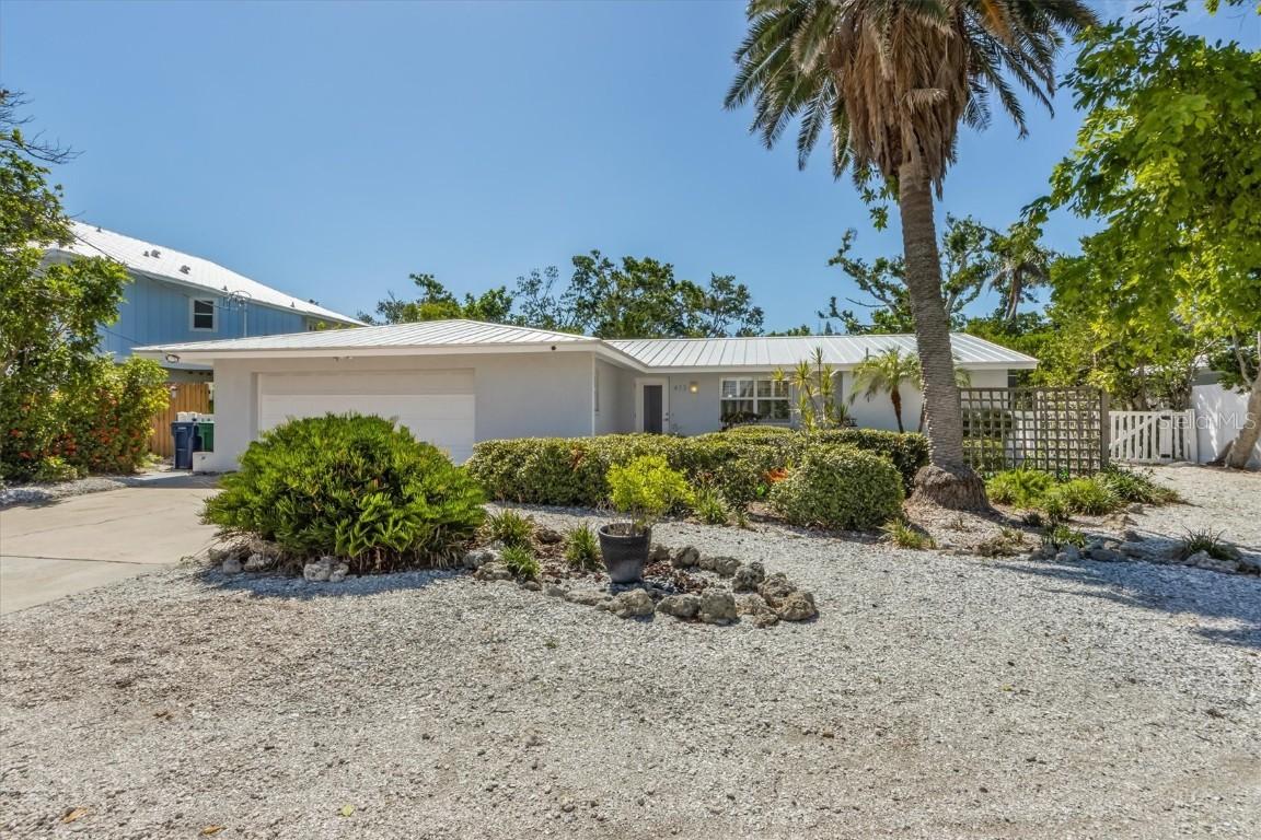 413 Poinsettia Rd., Anna Maria, FL 34216