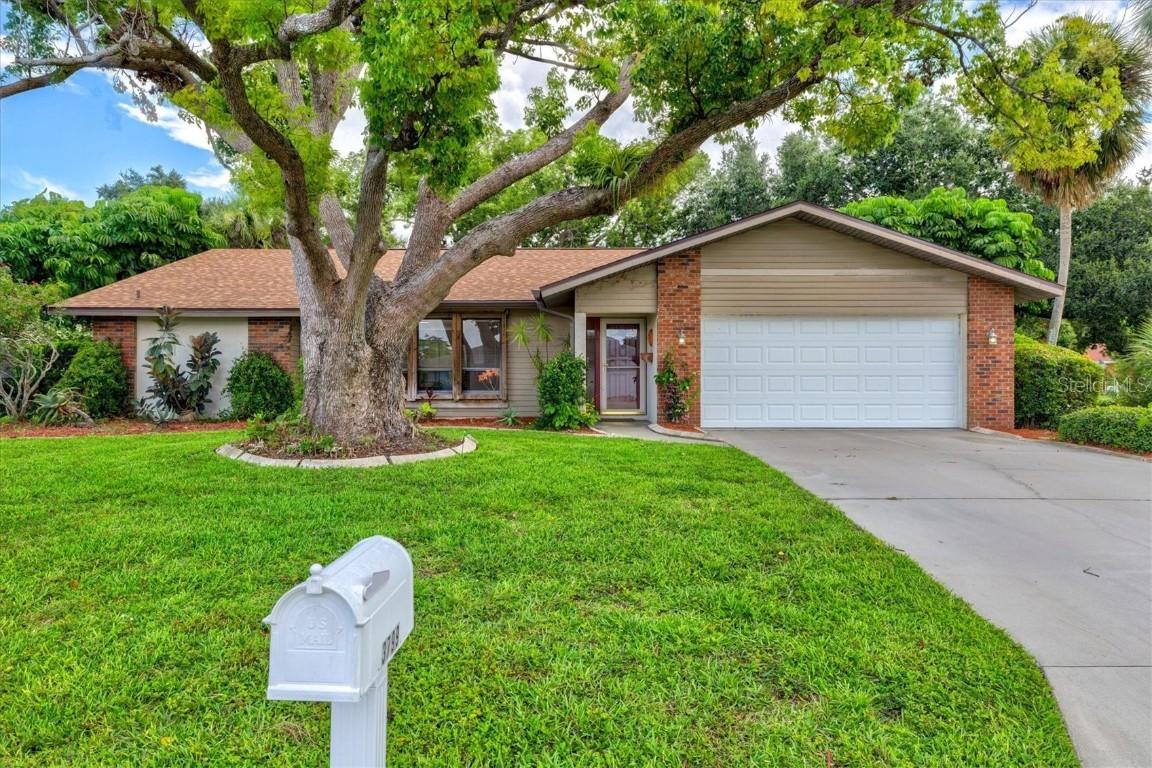 3799 Aster Dr., Sarasota, FL 34233