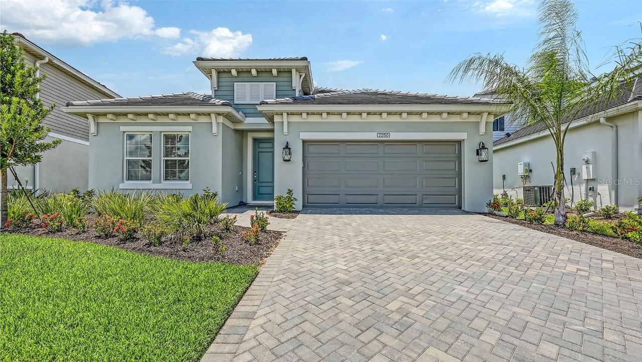 2250 Lady Palm Loop, Bradenton, FL 34212