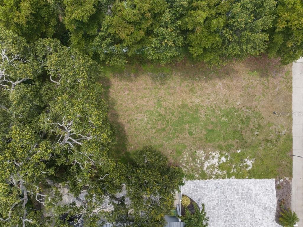 S Tuttle Ave., Sarasota, FL 34237