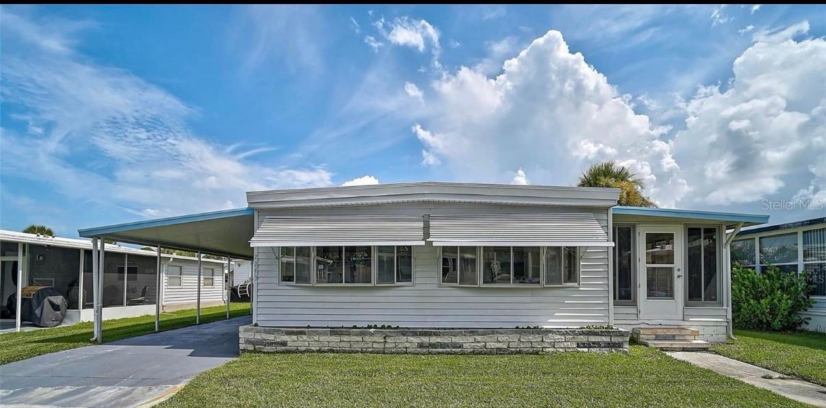 2243 Palazza Dr., Sarasota, FL 34238