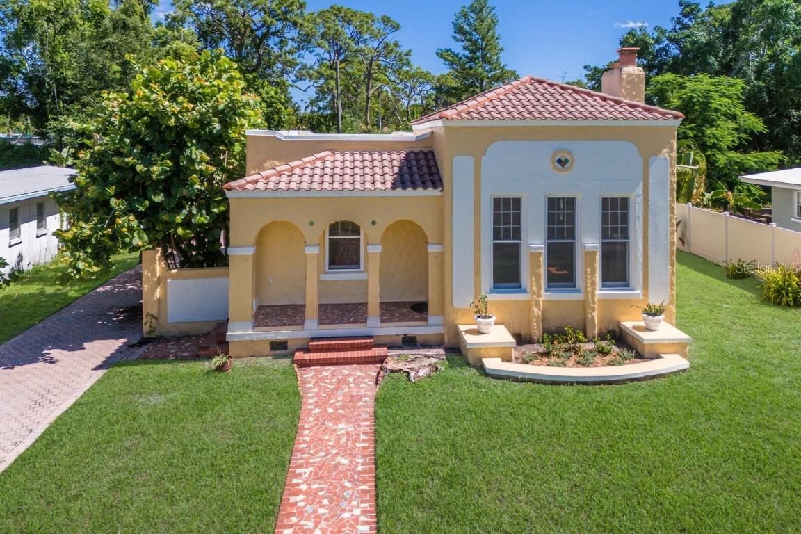 455 Acacia Dr., Sarasota, FL 34234