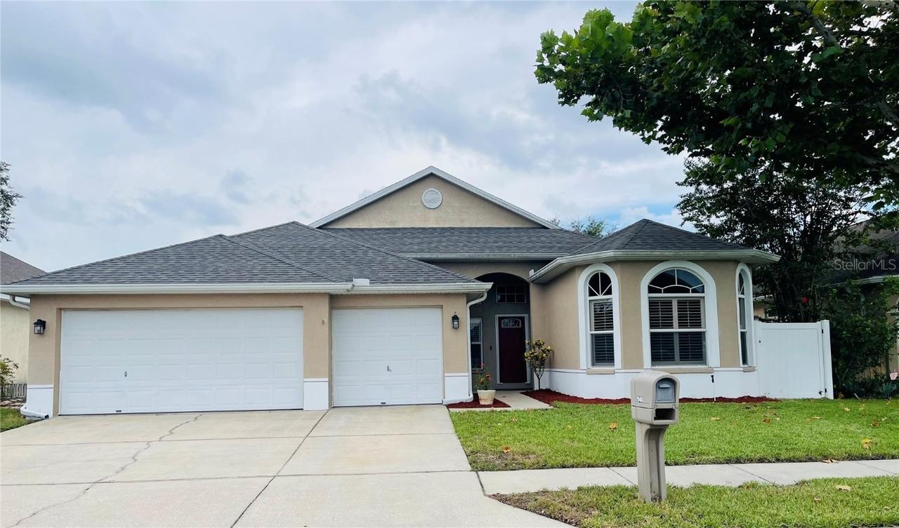 1948 Wood Brook St., Tarpon Springs, FL 34689