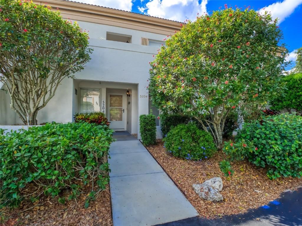 5204 Wedgewood Ln. #77, Sarasota, FL 34235