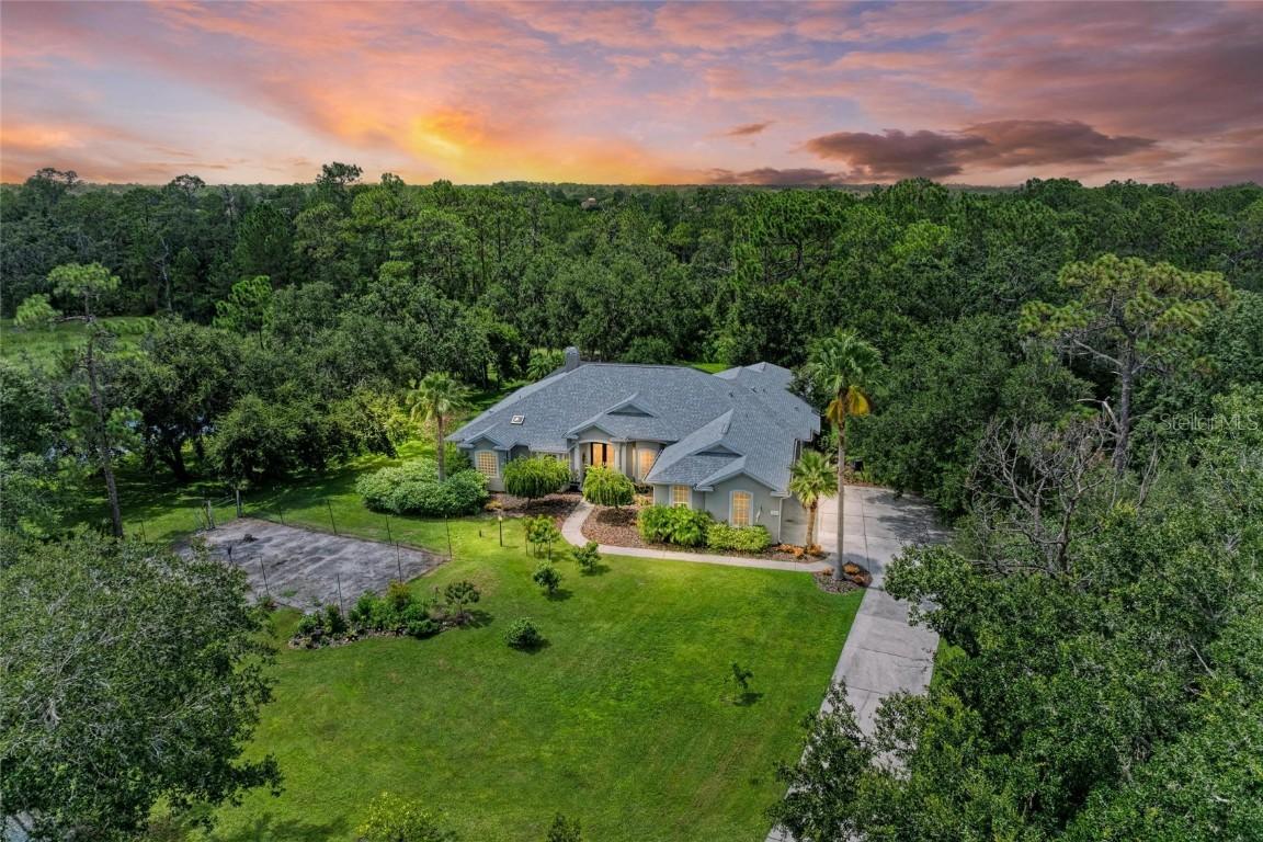 22403 75th Ave., Bradenton, FL 34211