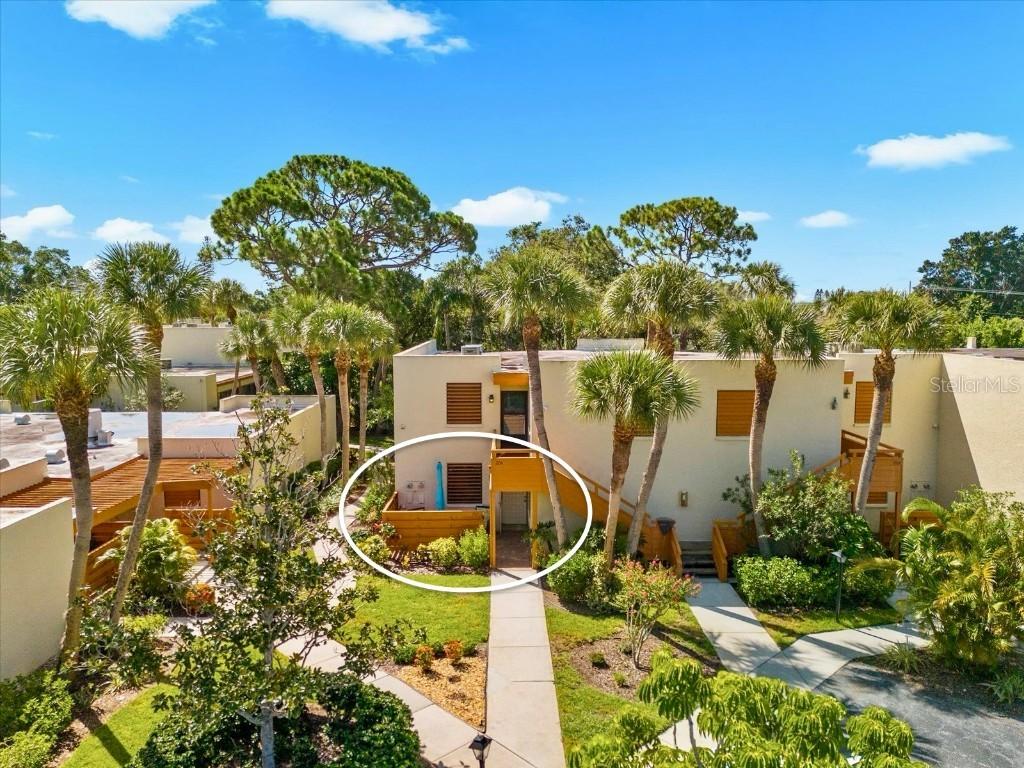 207 Pineneedle Dr., Bradenton, FL 34210
