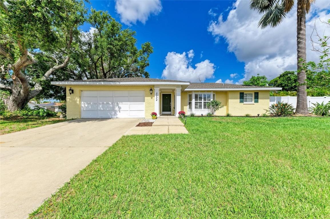 2222 41st St., Bradenton, FL 34205