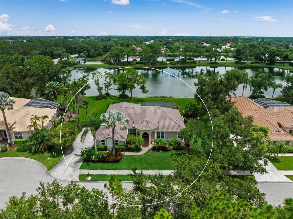 8305 Flagstaff Way, Sarasota, FL 34241