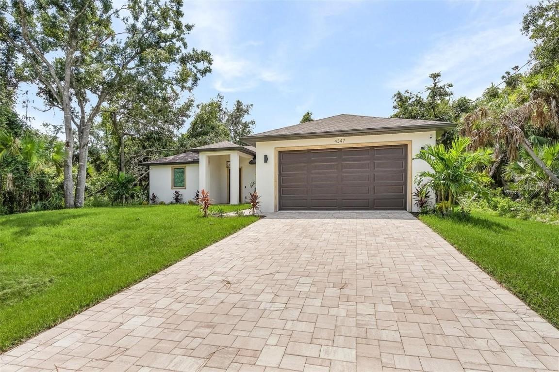 4347 E Price Blvd., North Port, FL 34288
