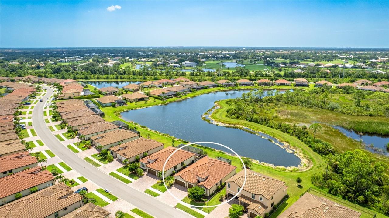 13722 Vancanza Dr, Venice, FL 34293