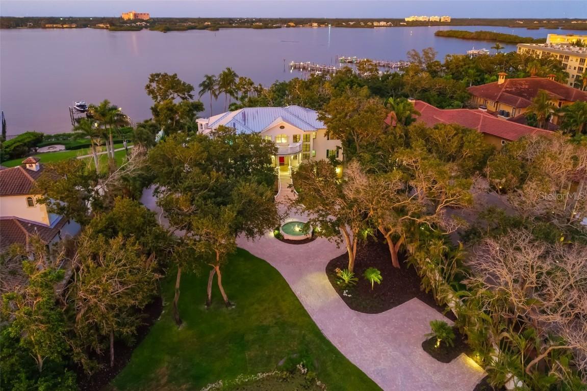 8585 Midnight Pass Rd., Sarasota, FL 34242