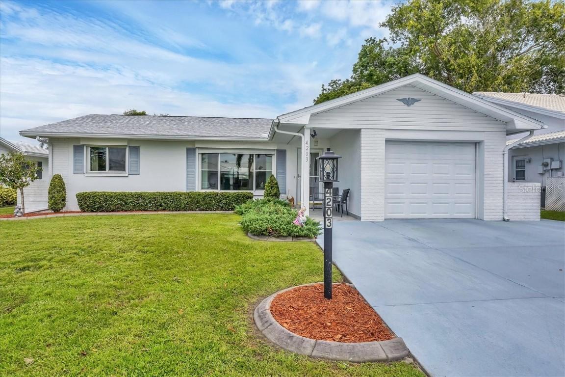 4203 Neil Ln., Bradenton, FL 34208