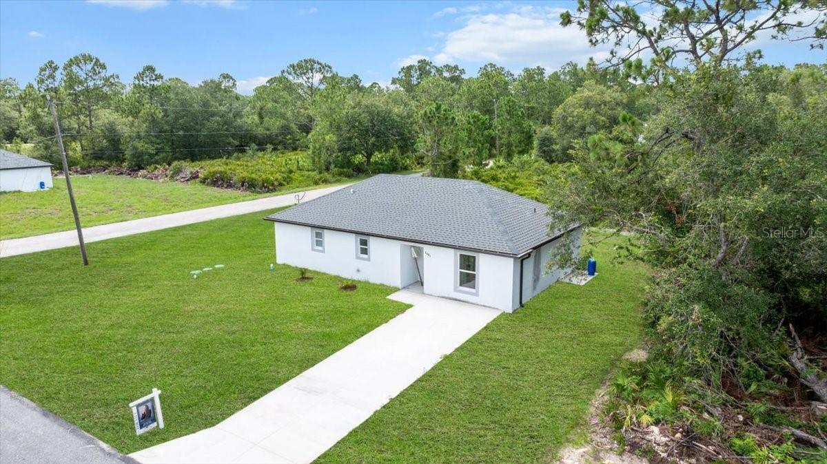 3801 20th St., Alva, FL 33920