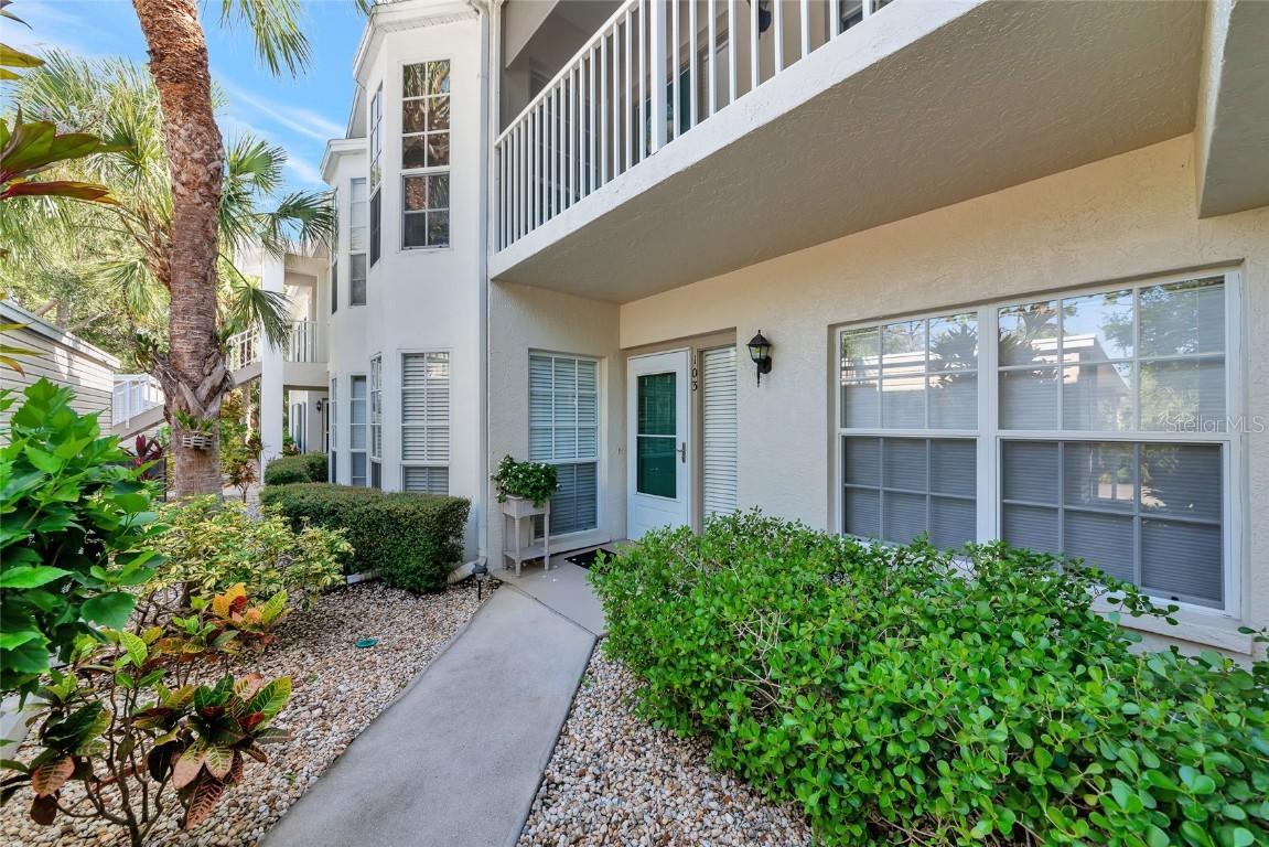 406 Laurel Lake Dr. #103, Venice, FL 34292