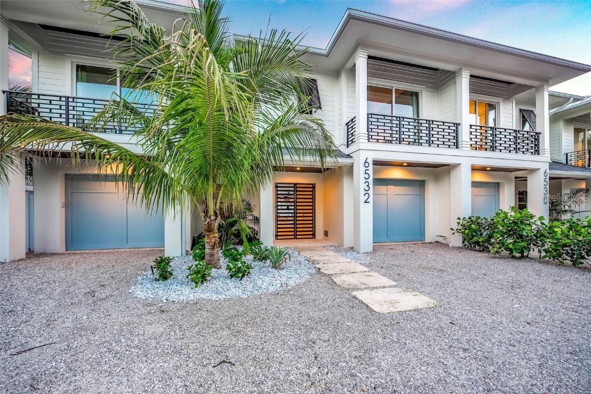6532 Peacock Rd., Sarasota, FL 34242
