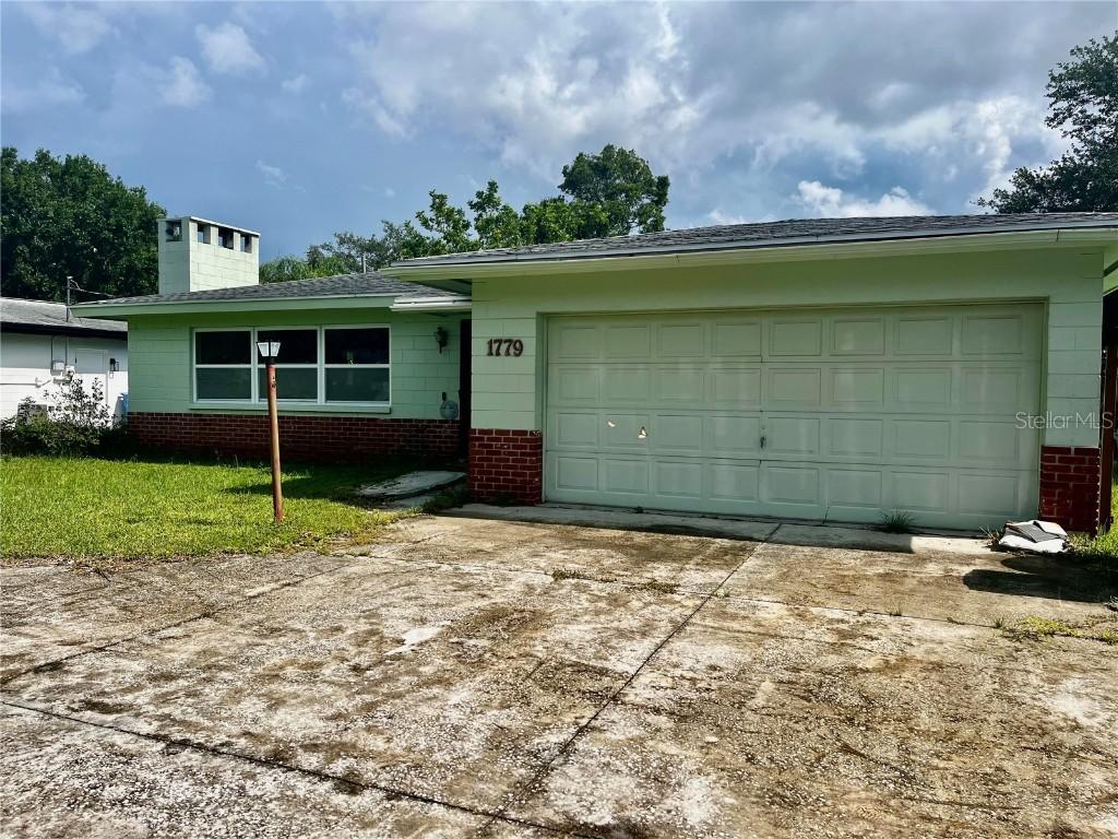 1779 Delaware Ave., St Petersburg, FL 33703