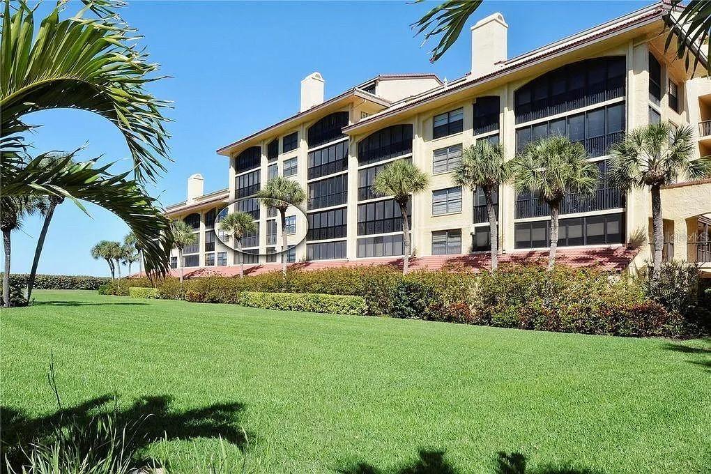 8710 Midnight Pass Rd. #203B, Sarasota, FL 34242