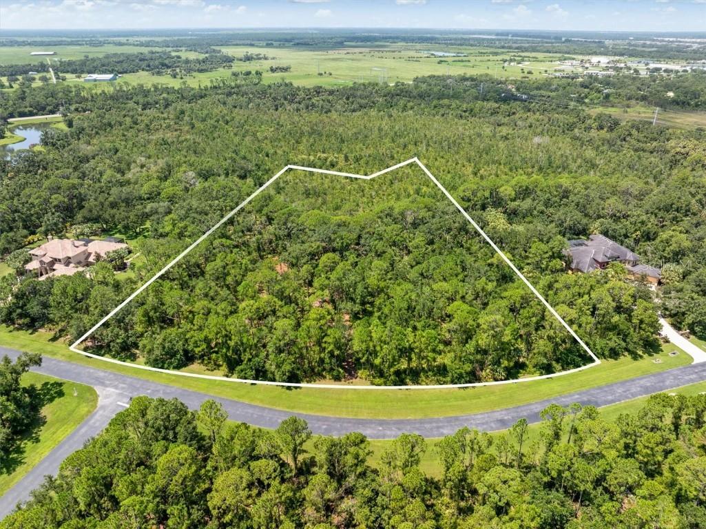 9435 Swaying Branch Rd., Sarasota, FL 34241