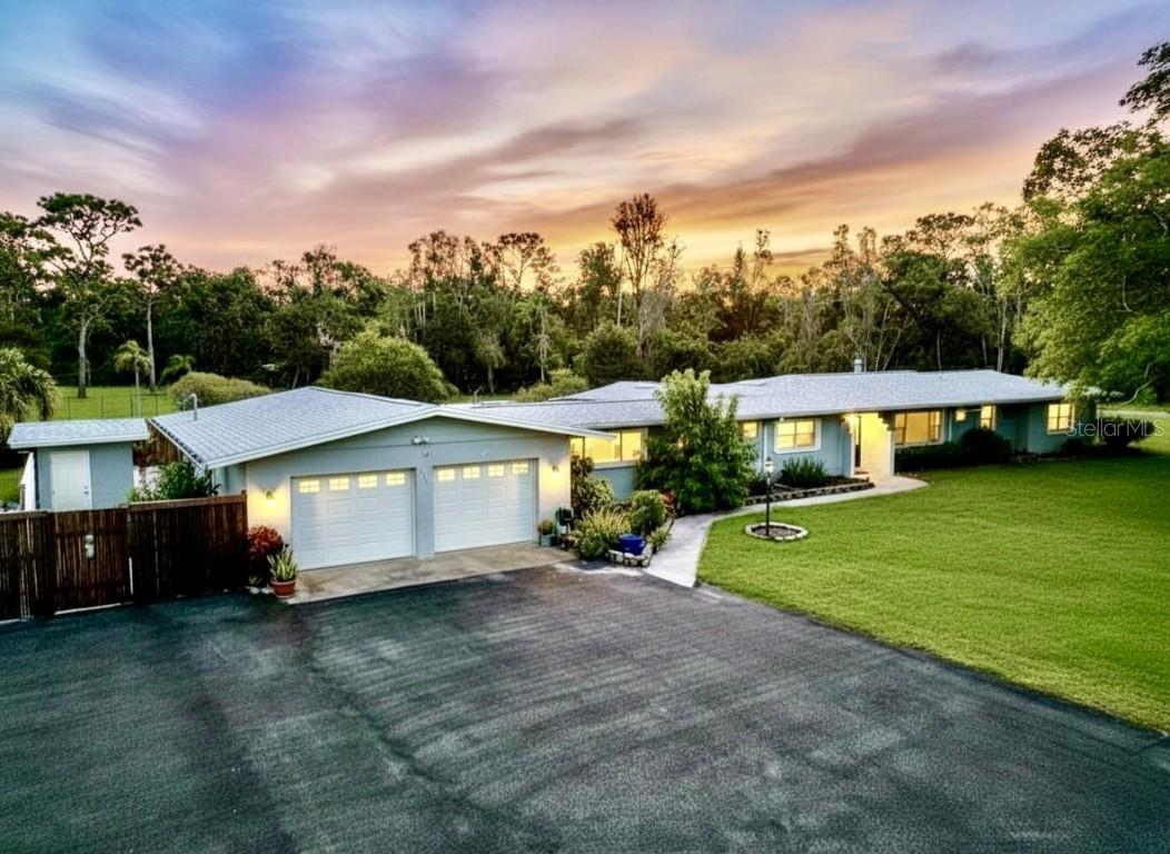 5310 N Tuttle Ave., Sarasota, FL 34234