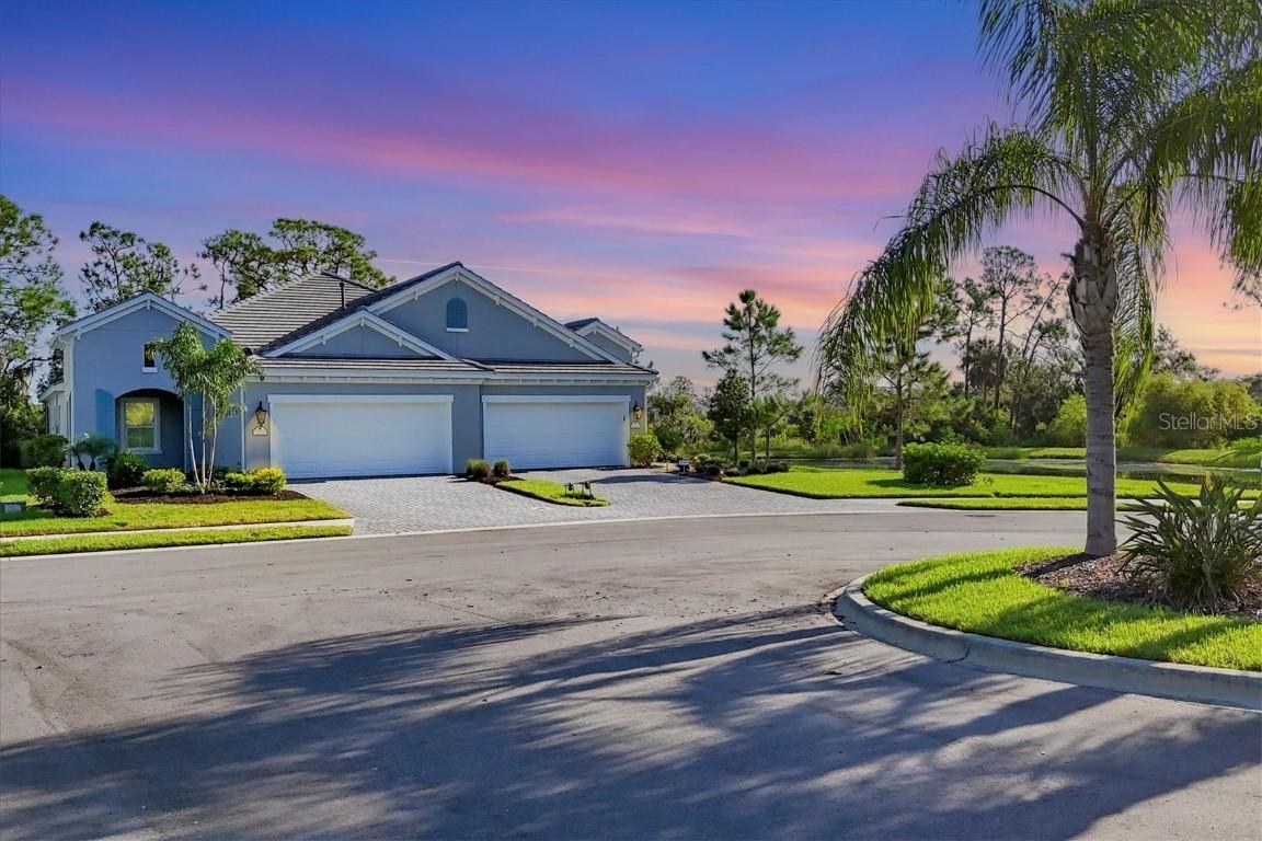 12821 Cobalt Ter., Bradenton, FL 34211