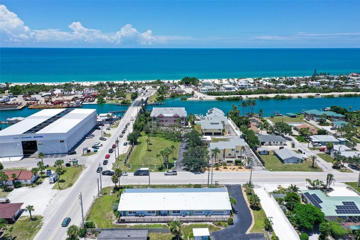 100 Bayshore Rd. #C, Nokomis, FL 34275