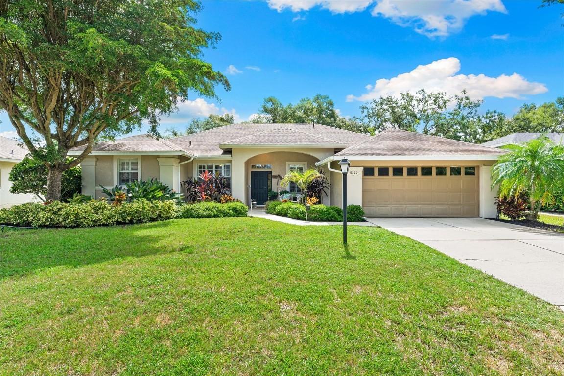 5272 Sunnydale Cir., Sarasota, FL 34233