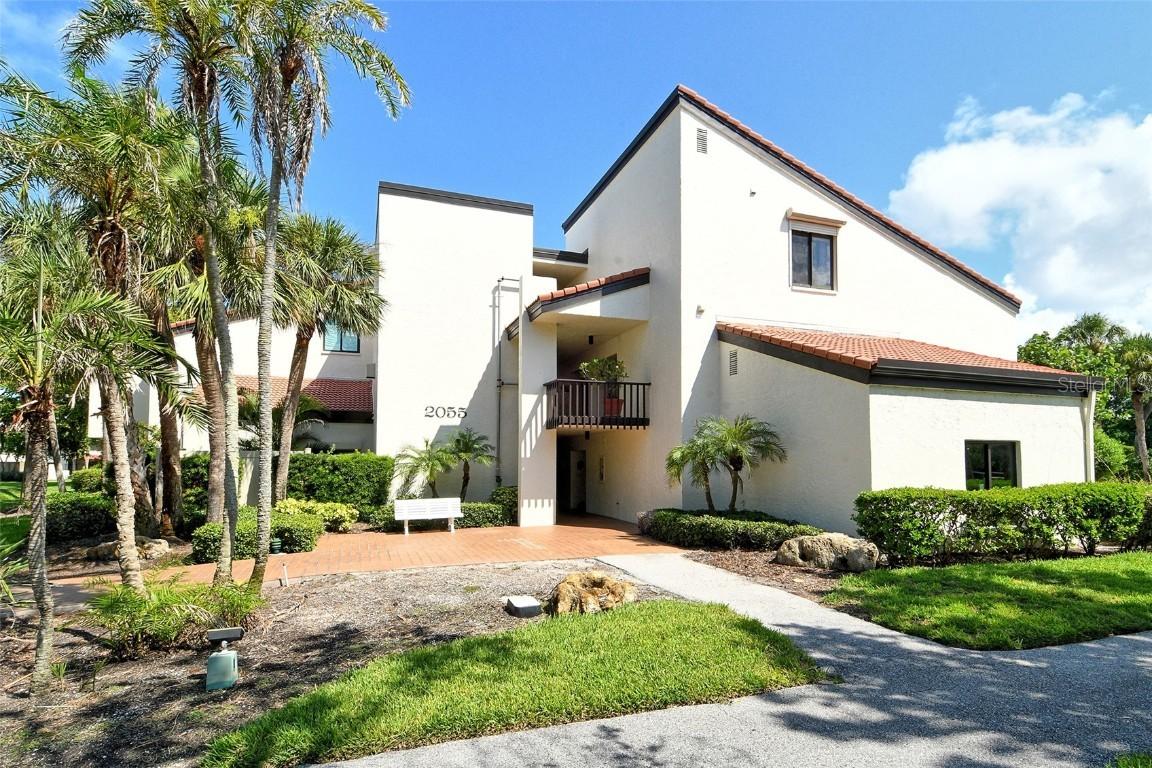 2055 Gulf Of Mexico Dr. #G2-214, Longboat Key, FL 34228